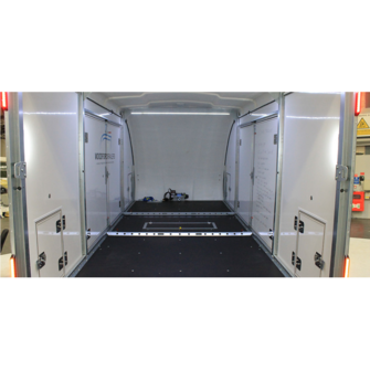 Woodford Galaxy - Lukket trailer - 3.500 kg - Lang, smal model - 3 aksler